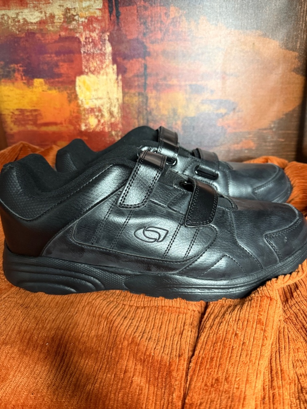 Men's Black Athletic Hook-and-Loop Comfort Sneakers